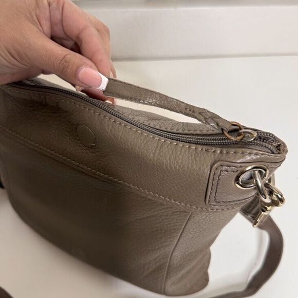 The Sak Crossbody Bag Taupe Brown Leather Adjustable Compact Travel Boho Purse - Picture 7 of 16